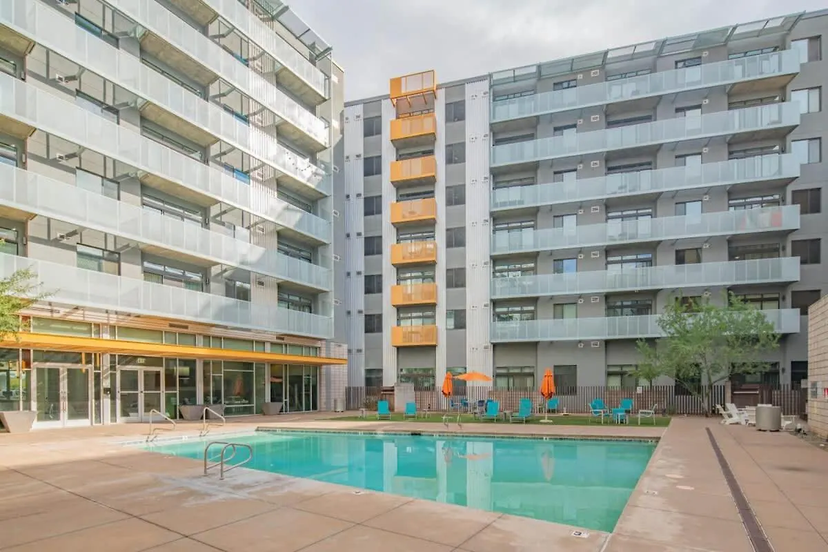 Apartment Stylish 1Bd - Central Downtown - Gym, Pool, Parking Phoenix United States
