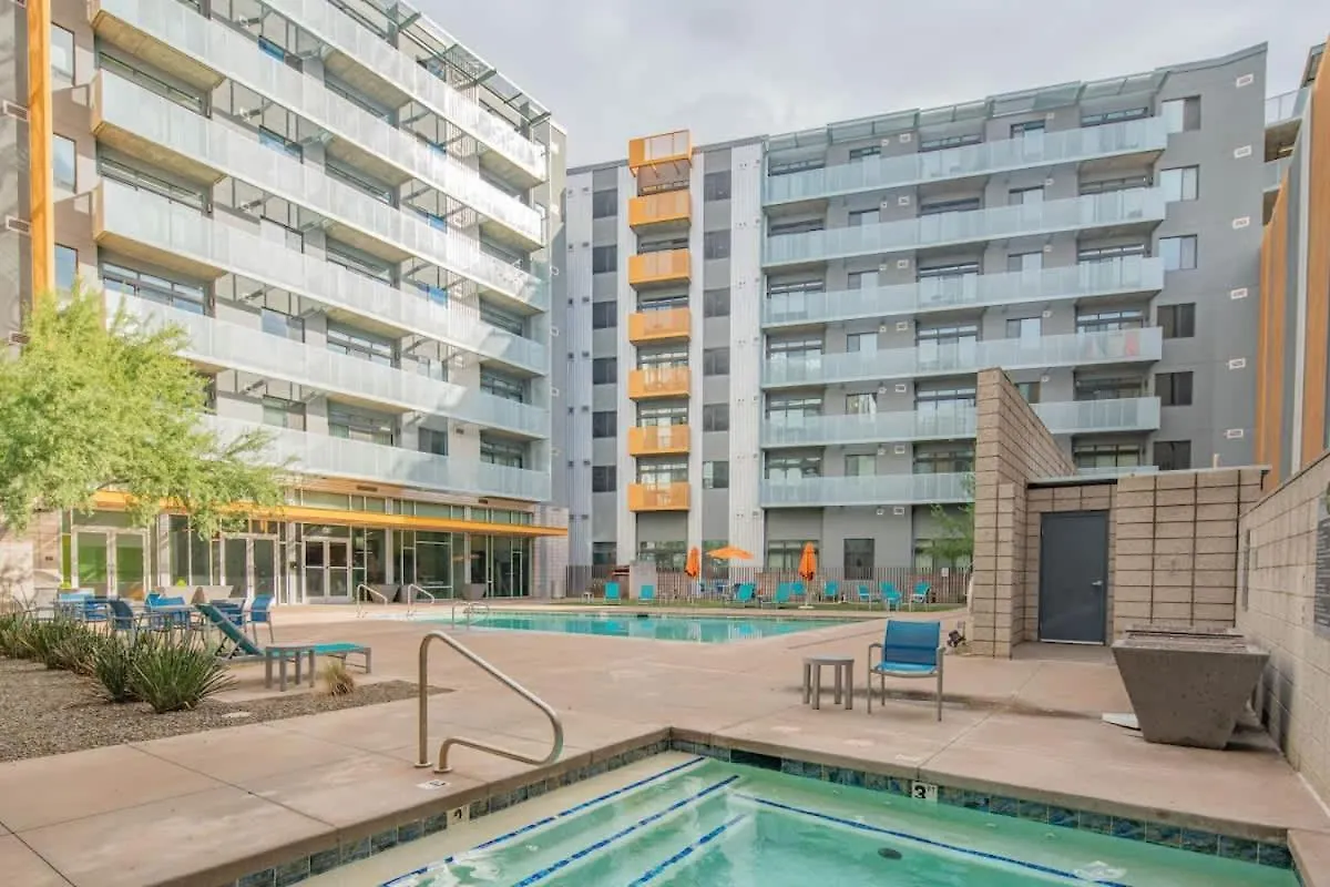 Stylish 1Bd - Central Downtown - Gym, Pool, Parking Phoenix 0*,  United States